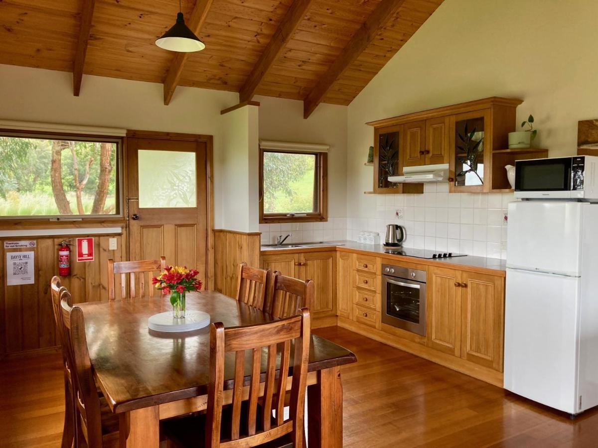 Daysy Hill Country Cottages Port Campbell Εξωτερικό φωτογραφία
