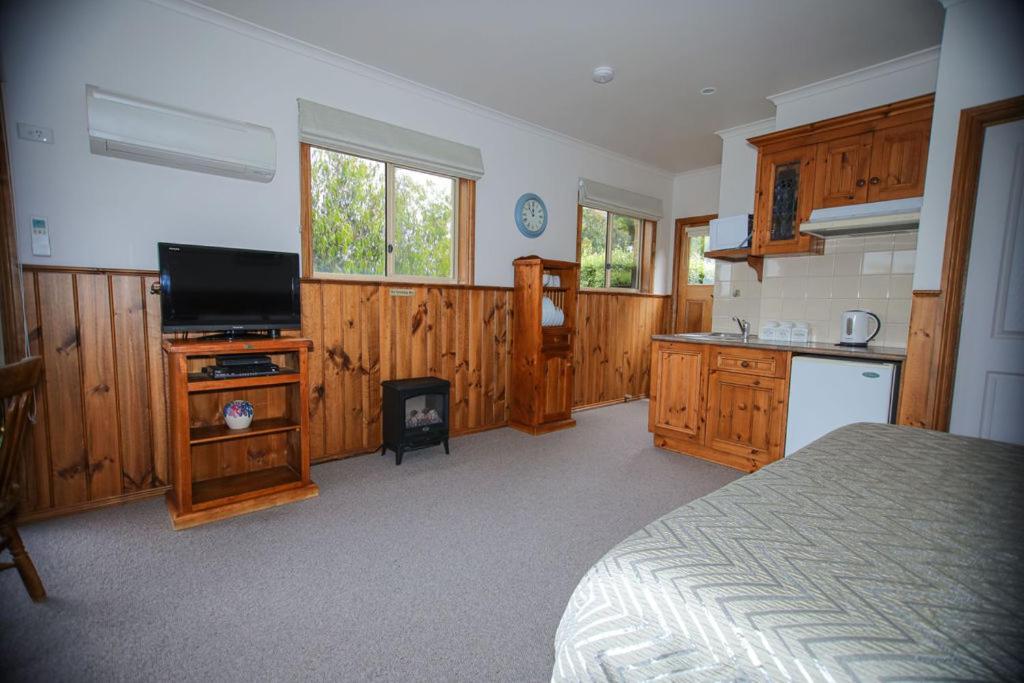 Daysy Hill Country Cottages Port Campbell Εξωτερικό φωτογραφία