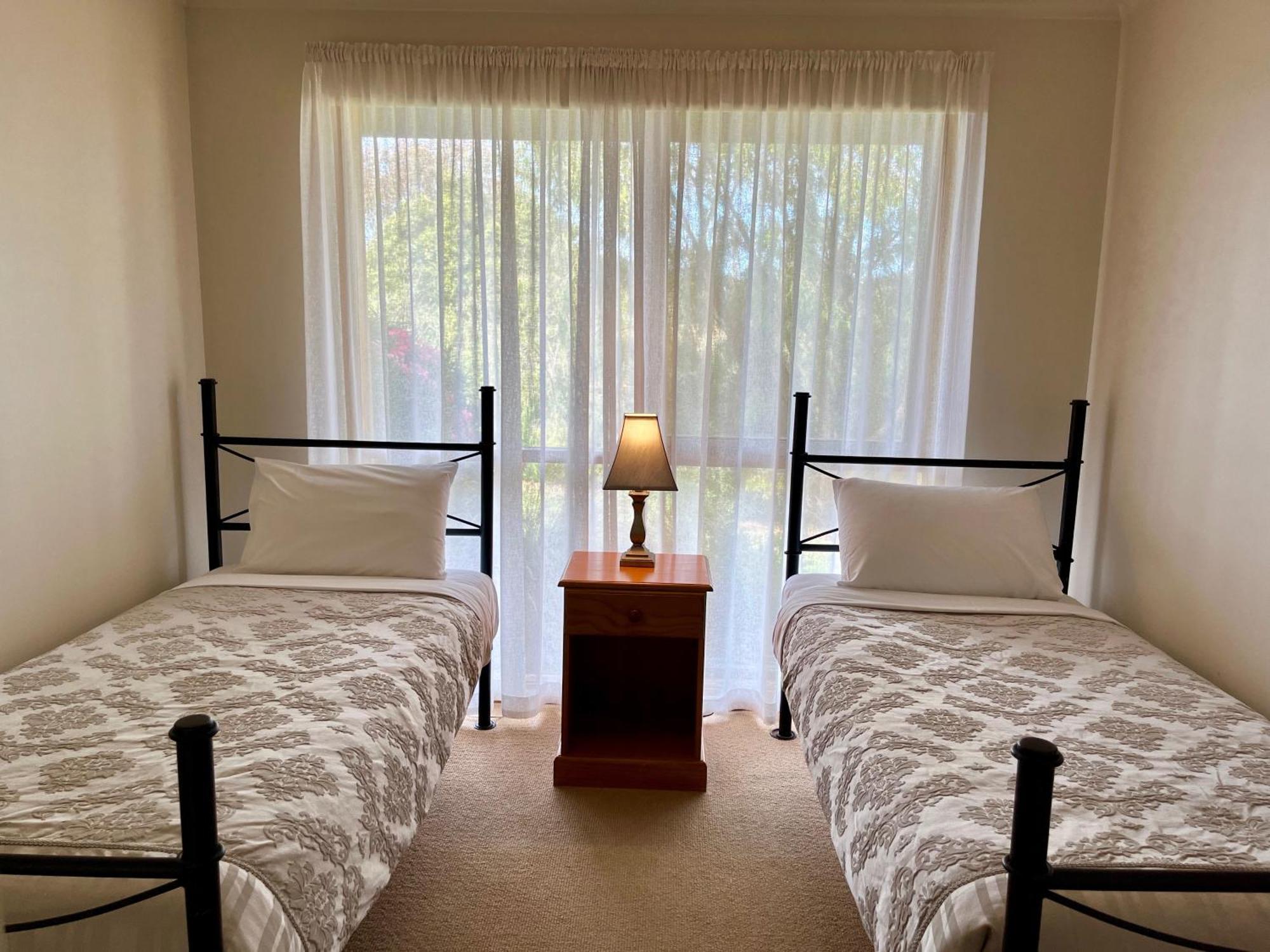 Daysy Hill Country Cottages Port Campbell Δωμάτιο φωτογραφία