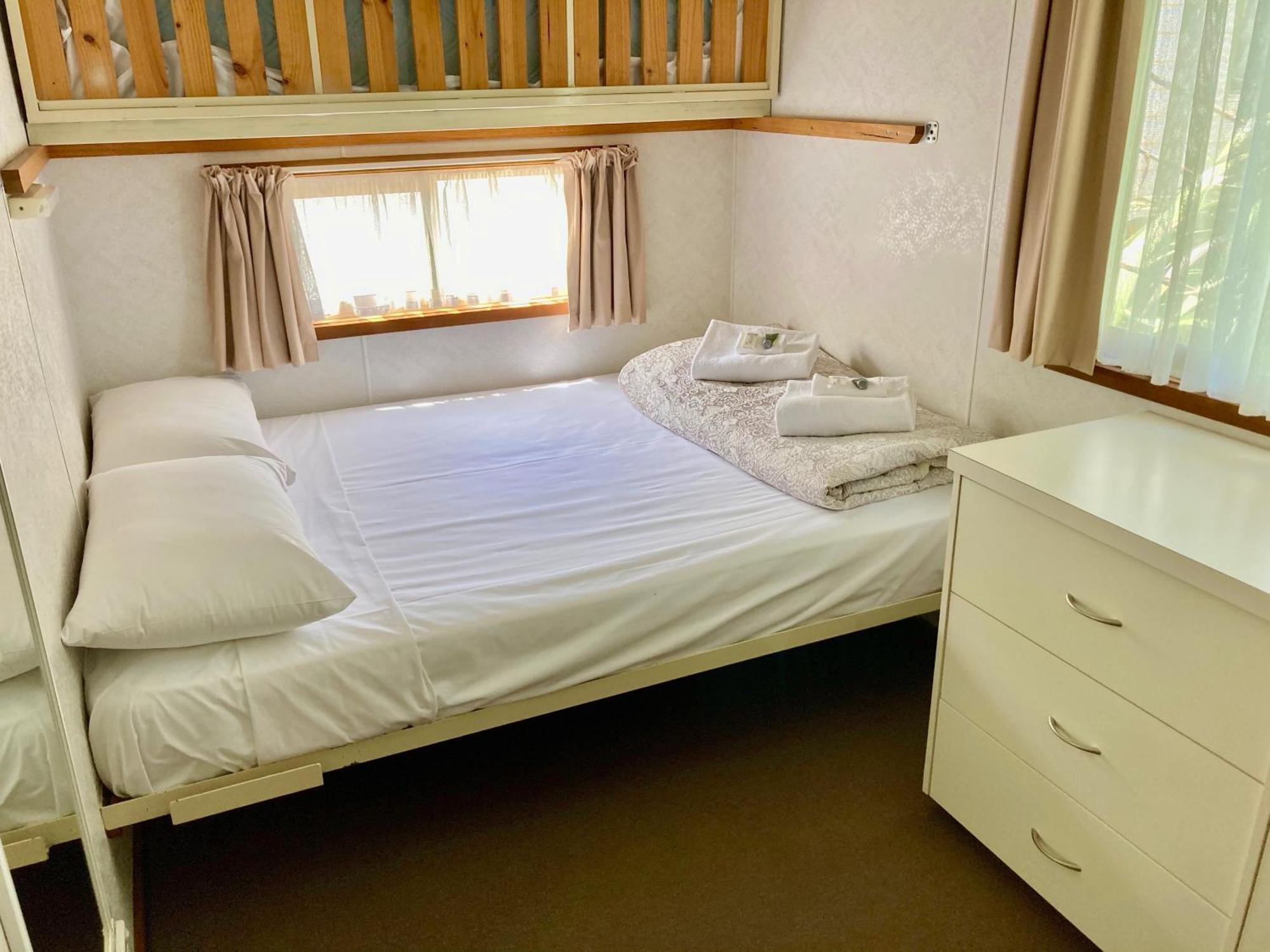 Daysy Hill Country Cottages Port Campbell Δωμάτιο φωτογραφία