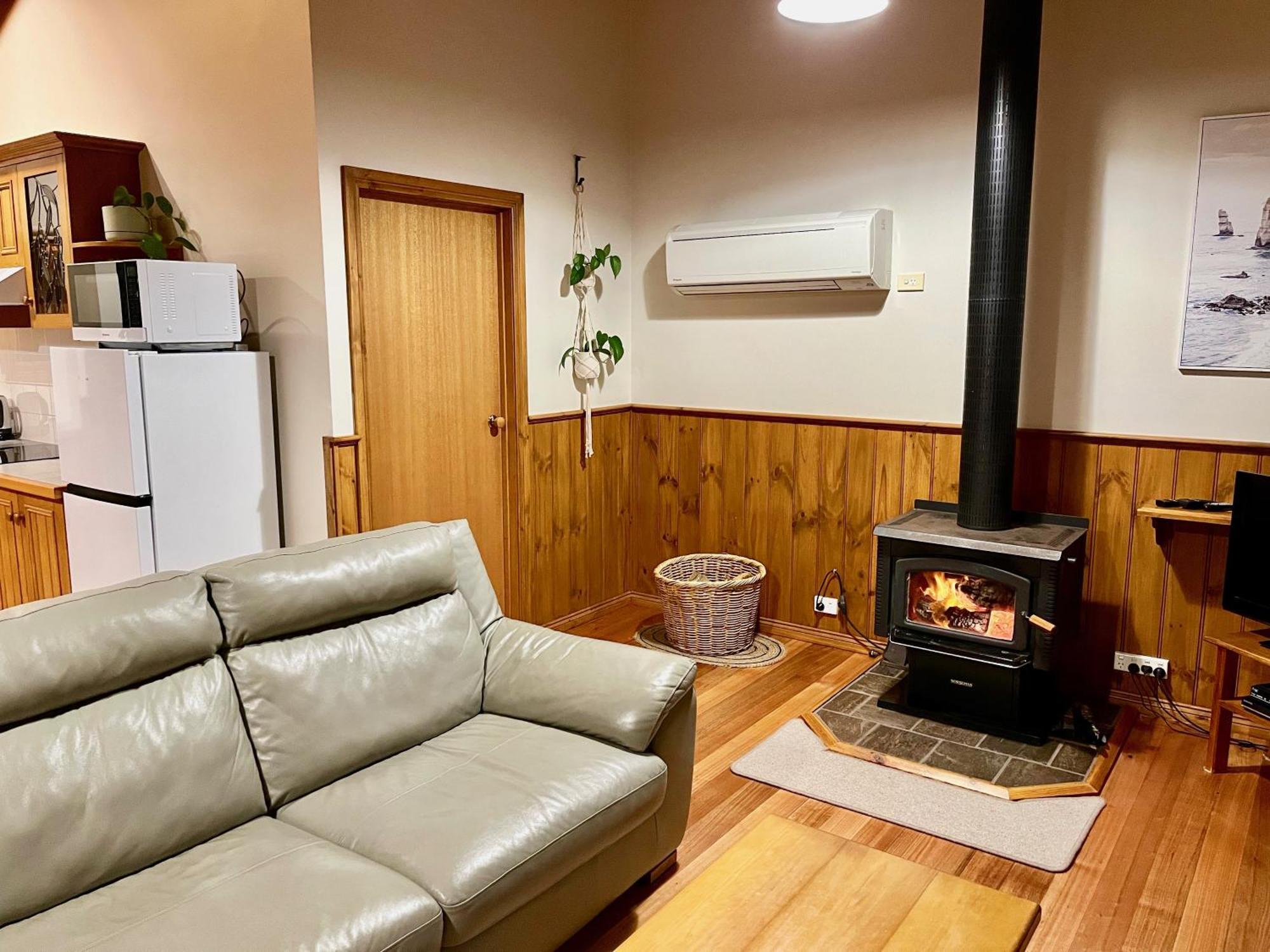 Daysy Hill Country Cottages Port Campbell Δωμάτιο φωτογραφία